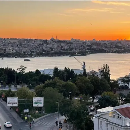 Beyoglu/taksim Are Also In A Perfect Location *